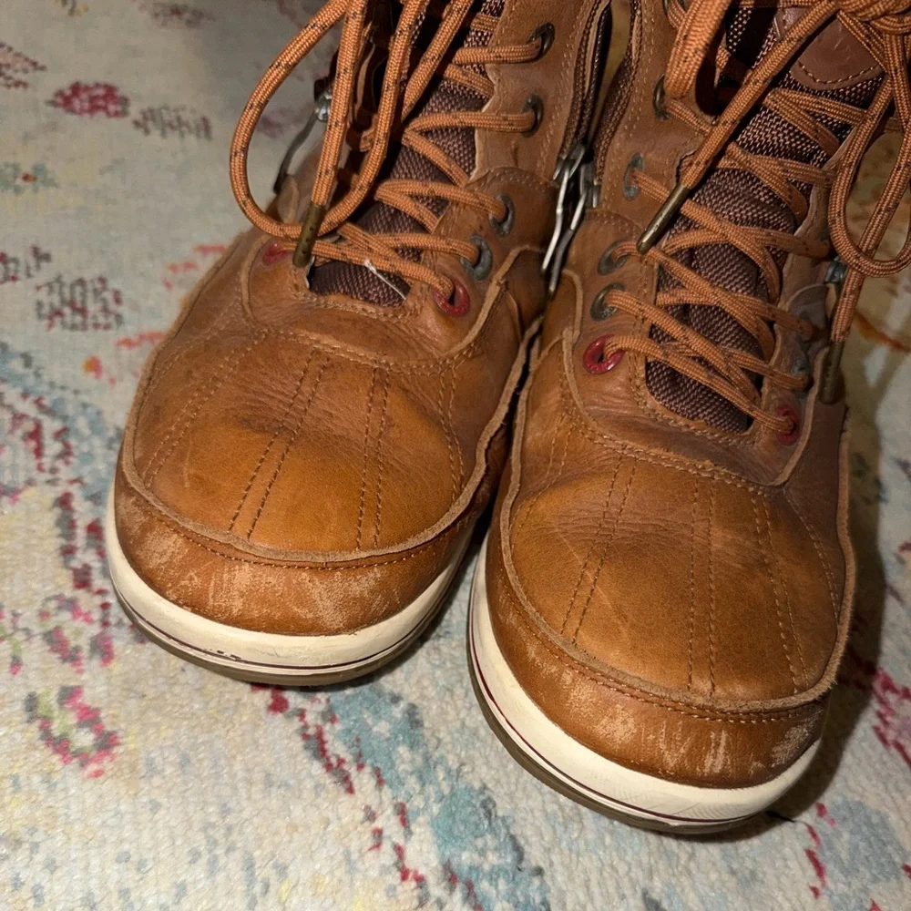 Men’s size 13 Pajar boots w fur lining